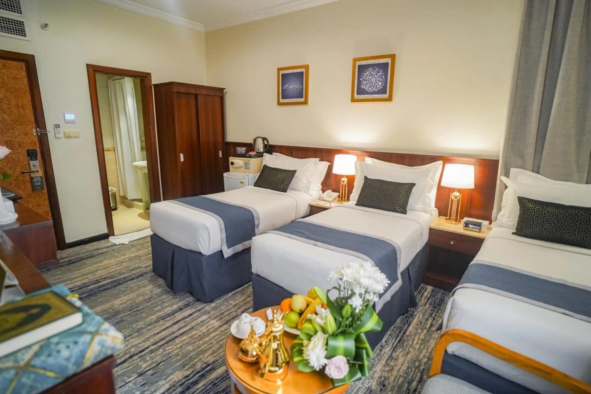 10 Nights Standard Christmas Umrah Package