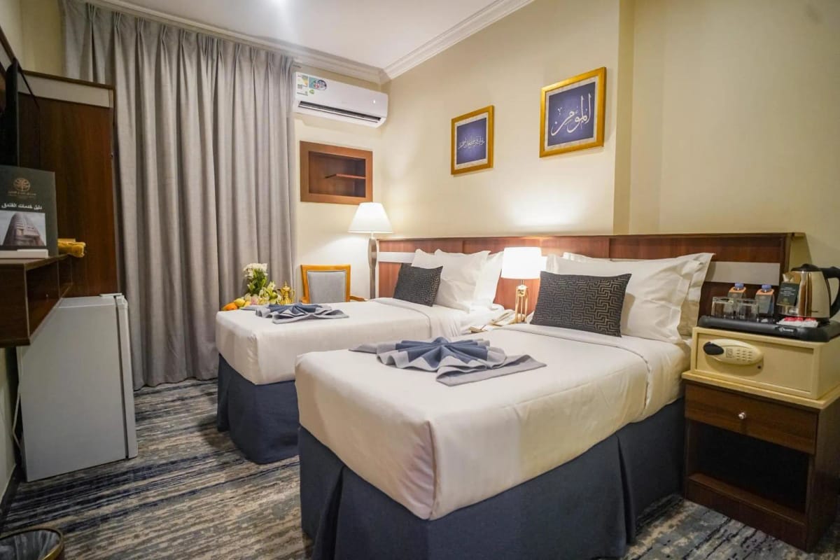 10 Nights Basic Christmas Umrah Package