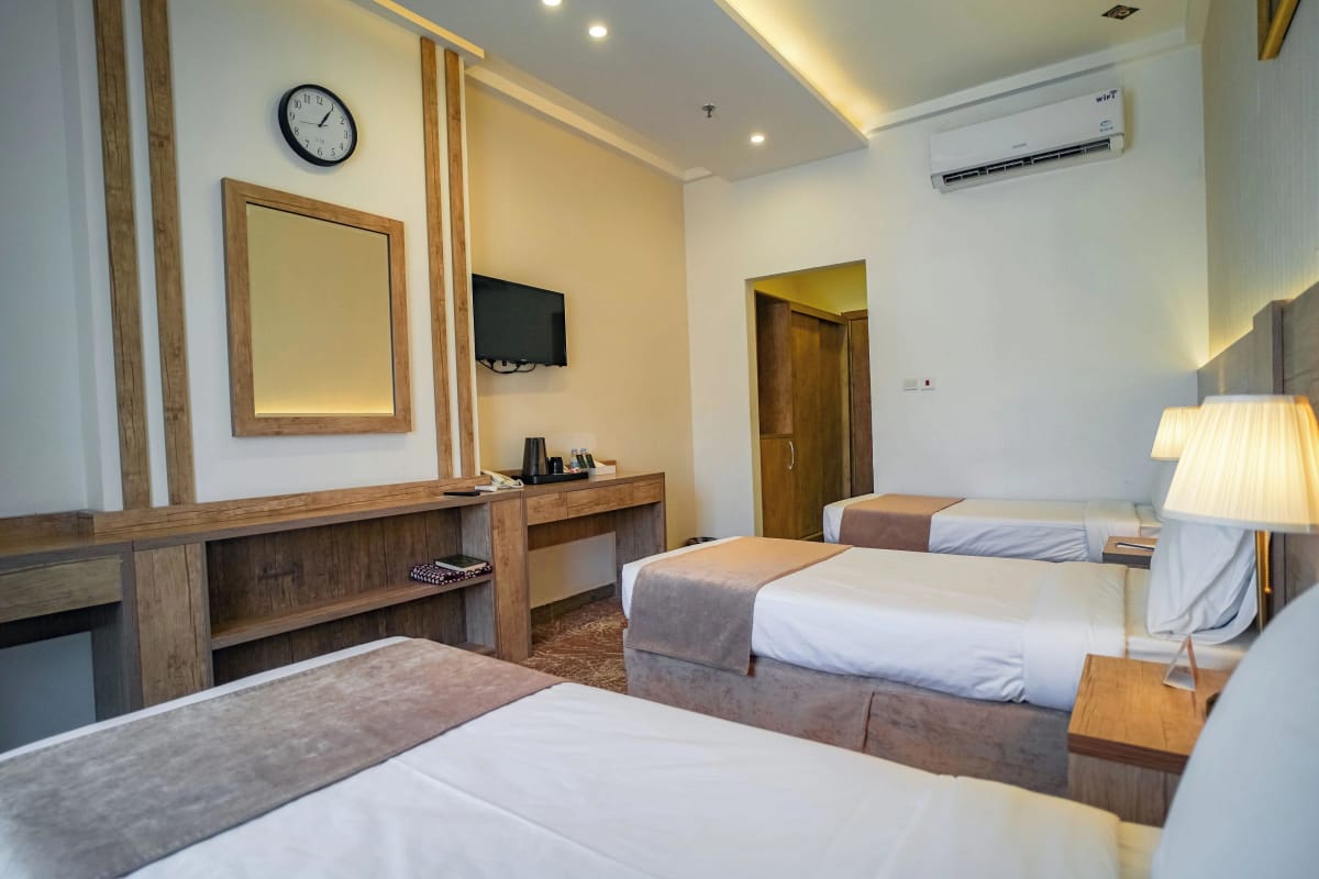7 Nights Basic October Umrah Package