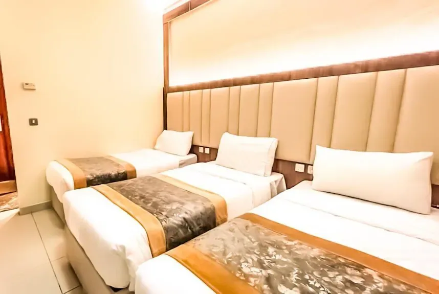 3 Star 10 Nights Group Umrah Package
