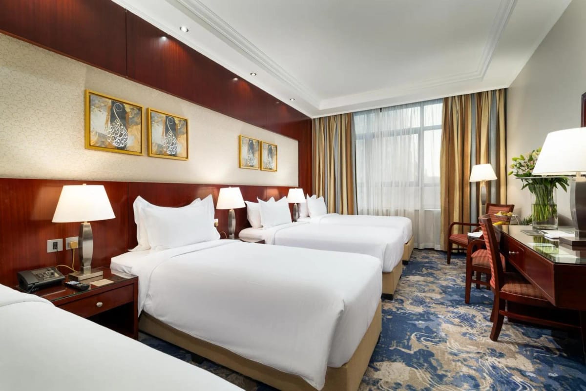 7 Nights Luxury Women Umrah Package
